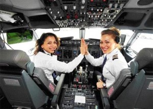 Bayan pilot performansının erkeklerle karşılaştırılması